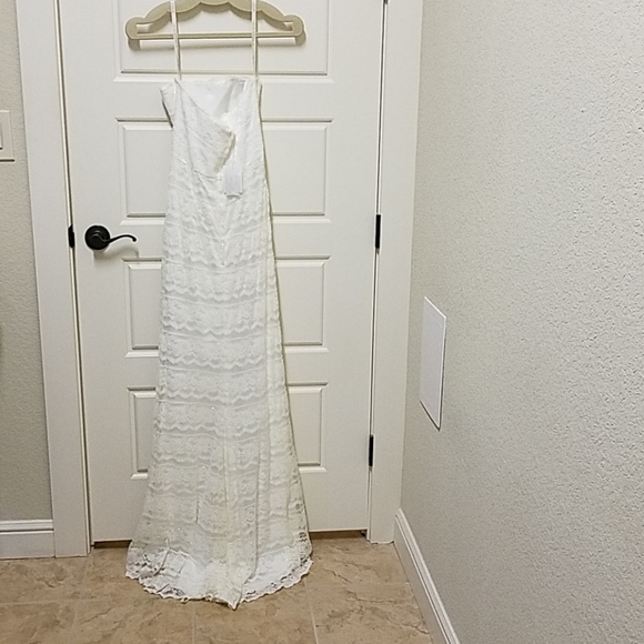 Galina ivory wedding dress - Picture 2 of 6